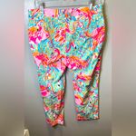 Lilly Pulitzer Women's Colorful 'Peel & Eat Flamingo & Shrimp" Pants Size 4 Photo 3
