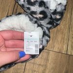 Maurice's cheetah print slipper socks Photo 2