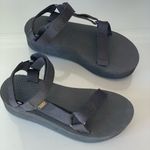 Teva Black Platform Sandals Women’s Size 9 Adjustable Straps Foam Sole Comfort Photo 2