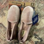 Dearfoams Slippers- Pink Shiny Velour Closed Back Photo 8