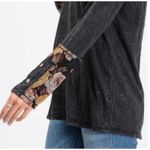 Hailey & Co. Antiqued Black Floral Long Sleeve Cotton Modal Pullover Top Size XS Photo 2