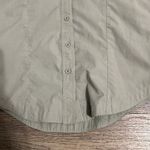 Destination 10K Feet Above Sea Level Sleeveless Button Down Outdoor Blouse Top Green Photo 8