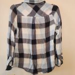 Rue 21  Plaid black and white fannel long sleeve shirt Size medium Photo 1