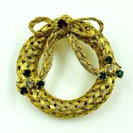Vintage Christmas Wreath Brooch Gold Tone Woven Pin Green Red Rhinestone 1.5” Photo 0