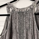 Romeo + Juliet Couture Embroidered Inset Tank - Size L Photo 8