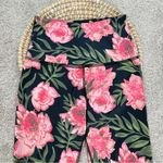 Beyond Yoga  Women’s Lux Print High Waisted Capri Legging in Protea Vine XS Photo 3