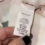 Fantastic Fawn  size large ivory self tie floral
Blouse v-neck button front NWT Photo 4