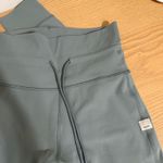 Vuori Leggings Photo 1