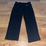 Nike Size XS  Dri Fit Cropped Leggings Activewear Solid Black Pants EUC Photo 0