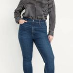 Old Navy Rockstar Super-Skinny Ripped Jeans Photo 3