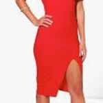 Boohoo Red  midi dress with slit Photo 0