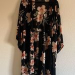 Siren Lily  Maternity | Black Floral Sheer Kimono Size Large Photo 2