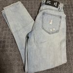 BDG High-Waisted Mom Jean NWT Size 24 - Ripped Light Wash Photo 4