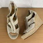 Michael Kors Women's Beige Cream Canvas Jute Wedge Gold Zipper Sandals Size 9M Photo 0