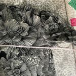 EXPRESS  Floral Puff Sleeve Blouse XS Black White Top Bloomcore Corporate Chic Photo 5