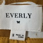 Everly  Women’s size medium floral maxi skirt Photo 2