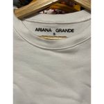 Ariana Grande  sweater Photo 1