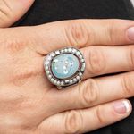 Paparazzi NWOT BEACH BIJOU - BLUE SHELL-LIKE IRIDESCENT FLECK SILVER RING - Photo 1