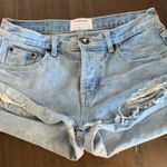 One Teaspoon Light Wash Distressed Jean shorts Photo 0