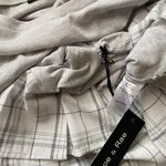 Doe & Rae ✅3/$30✅ NWT  Gray/Plaid Asymmetrical Short Sleeve Babydoll Top | LARGE | Photo 7