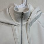 Women's Classic White Zip Photo 6