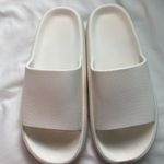 Amazon White Cloud Sandals Photo 0