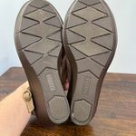 Propet Womens 2” wedge heel khaki leather sandal size 10 Tan Photo 7