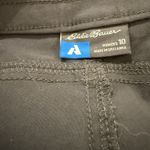 Eddie Bauer  First Ascent Shorts Womens Size 10 Gray Hiking Gorpcore Outdoor Photo 2