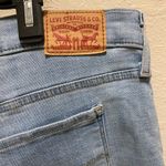 Levi's 311 Shaping Skinny Capri Mid Rise Cuffed Jeans Light Wash Size 16W Photo 6