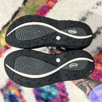 Chacos Chaco Z/Volv 2 Strappy Toe Loop Sandals Photo 4