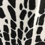 Valerie Bertinelli  Animal print top black white Photo 2