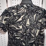 Gap  Women's Black Beige Tropical Leaf Print Short Sleeve Crew Neck Top Size S Photo 6
