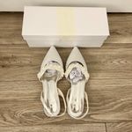 Boutique White Pearl Beaded Sling Back Satin Pointed Toe Heel Flat Size 7 Photo 1