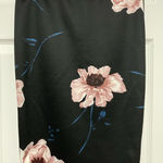 Iris  Black Floral Stretch Pencil Skirt Photo 0