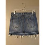 Forever 21  Contemporary Skirt Zip Fly Denim Jean Cut Off Mini Medium NWOT Photo 3