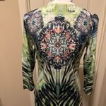 Pyramid Collection Cutout Shoulder Wild Medallion Print Top size small Green Photo 1
