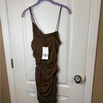 ZARA  One-Shoulder Dress in Olive Photo 5