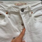 Levi's Levi’s Big E Wedgie Straight Raw Hem Jeans in White 26 Photo 6