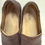 Alegria  Keli PRO Brown Emboss Paisley Photo 6