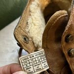 UGG  short ankle boots • Sherpa lining • camel shade of brown Photo 2