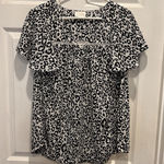 Allie Rose  Boho White Black Animal Print Flutter‎ Sleeve Top Women's Size Large Photo 0
