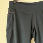 Patagonia Black Cropped Capri Leggings Photo 3