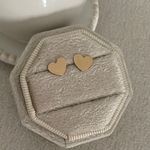 Lulus Flat gold heart earrings Photo 1