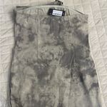 Pretty Little Thing  Gray Strapless Belted Dress Photo 2