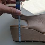 Me Too  Arena Wedge Sandal Neutral Beige 7.5 Photo 6