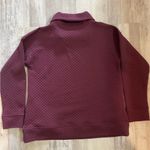 Jones New York red quilted cowl neck pullover sweater. Size Large. Wine color Photo 3