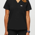 FIGS  Catarina One Pocket Scrub Top Black Size Small Photo 0