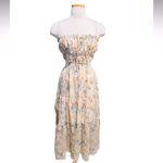 ASTR  The Label Women's Odina Maxi Dress Floral Size Medium
NWOT Photo 1