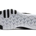 Nike NWT 🖤🤍 WIDE Womens Flex Trainer Black and Silver Sneakers, Size 8.5 WIDE Photo 5