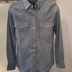 Lee 🌟🌟🌟BOGOHO 🌟🌟🌟 Pearl Snap Shimmer Denim Shirt-small Photo 0